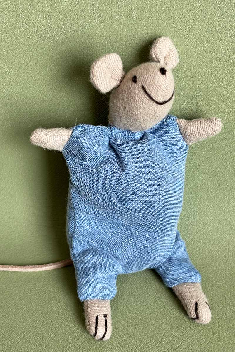 Wanderling mouse